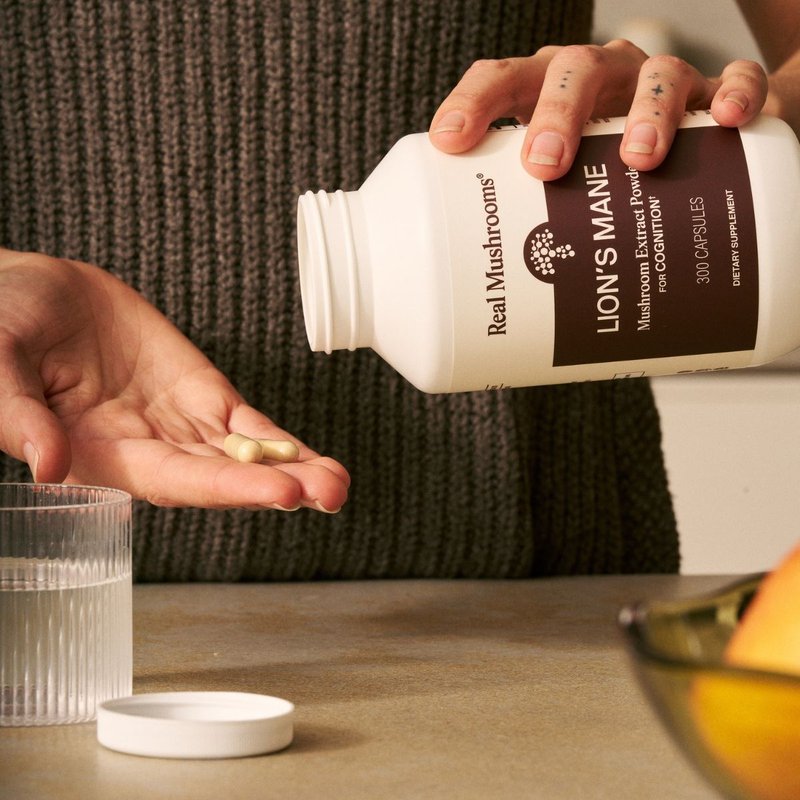 Real Mushrooms Lion's Mane Capsule bottle and capsules