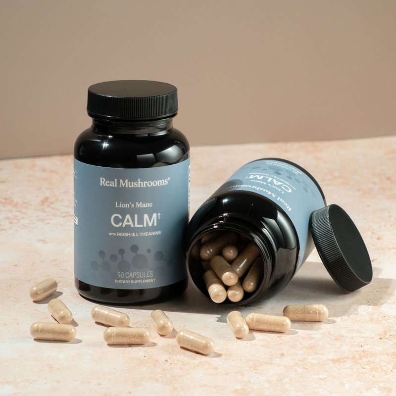 Real Mushrooms LIon's mane calm bottles and capsules