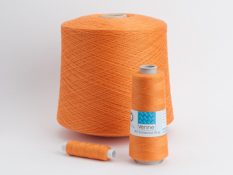 Warp vs Weft Yarn - Thread Collective Australia