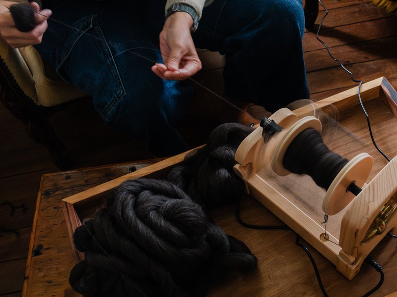 E-Spinner vs Treadle Spinning Wheel - Thread Collective Australia