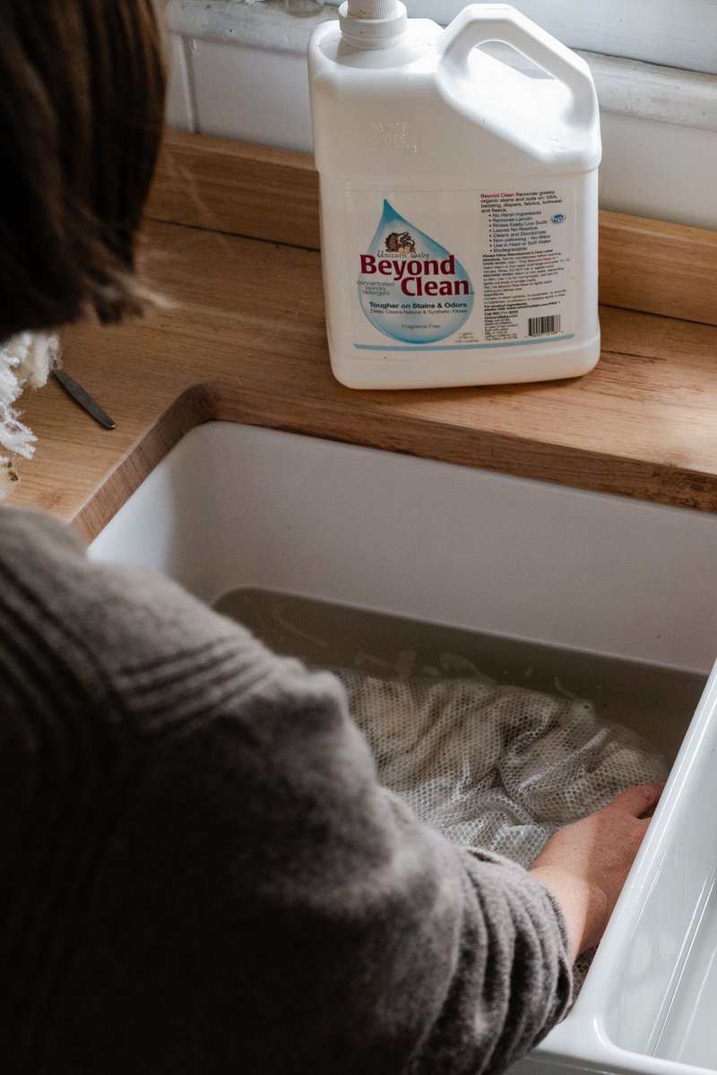 Scouring wool at home (Photographer: Samantha Gehrmann)
