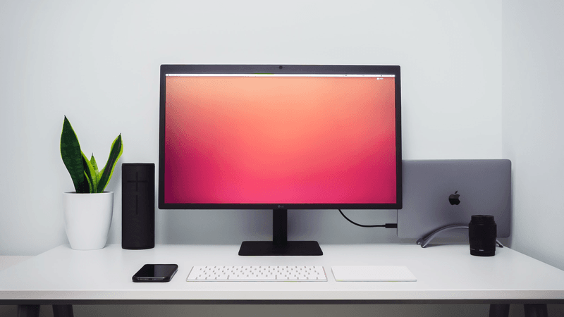 Minimal desk setup for rv Resort Email Marrketing