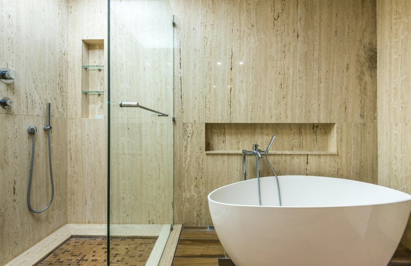 Final version after bathtub restoration.