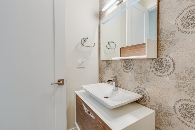 Modern bathroom design