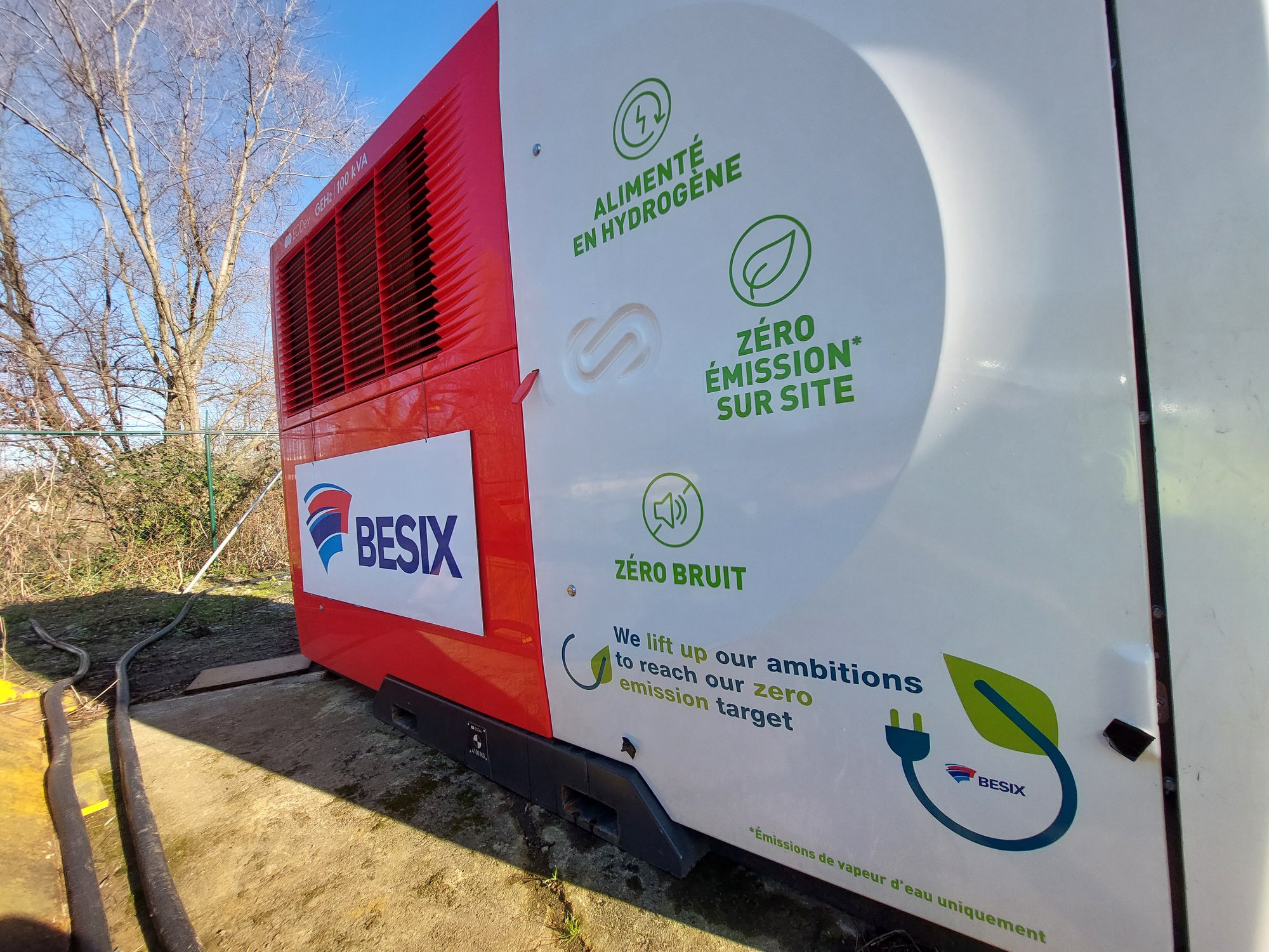 Lsix Construct BESIX powers its largest tower crane with green hydrogen - Six Construct