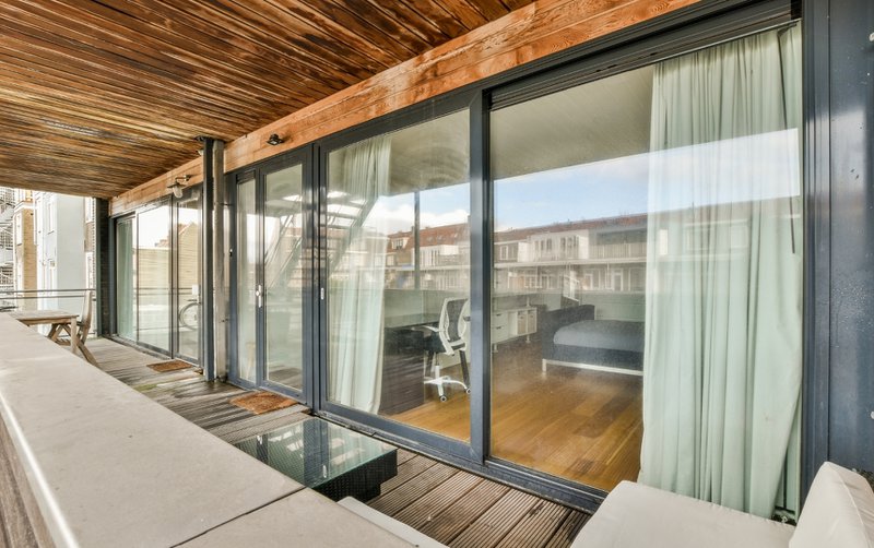 Tempered glass requirements in glass doors.