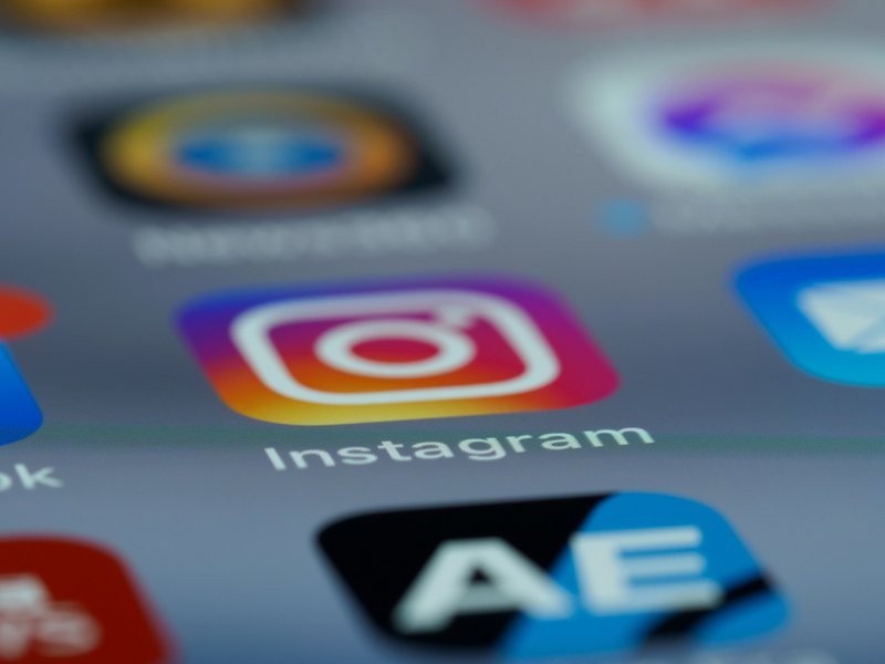 a social media icon. financial advisor facebook ads