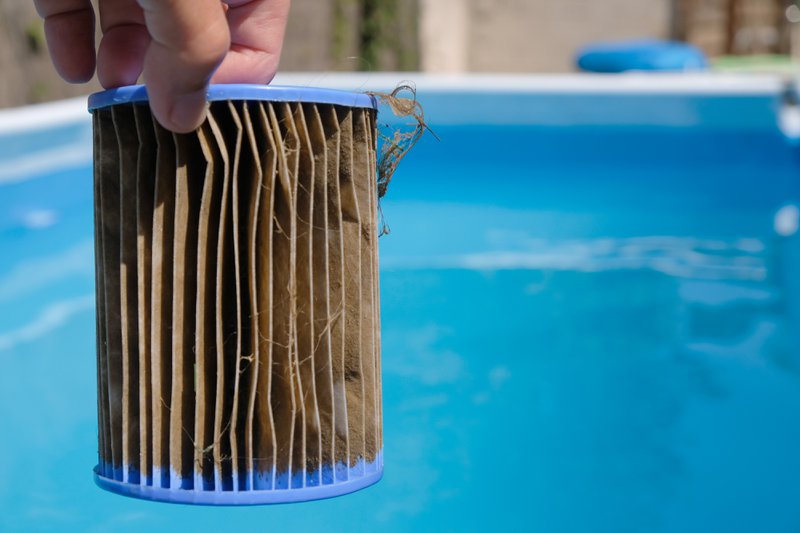 How to clean pool filter.