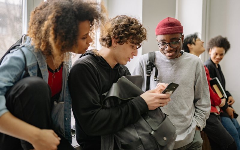 Higher education digital marketing strategies that target college students.