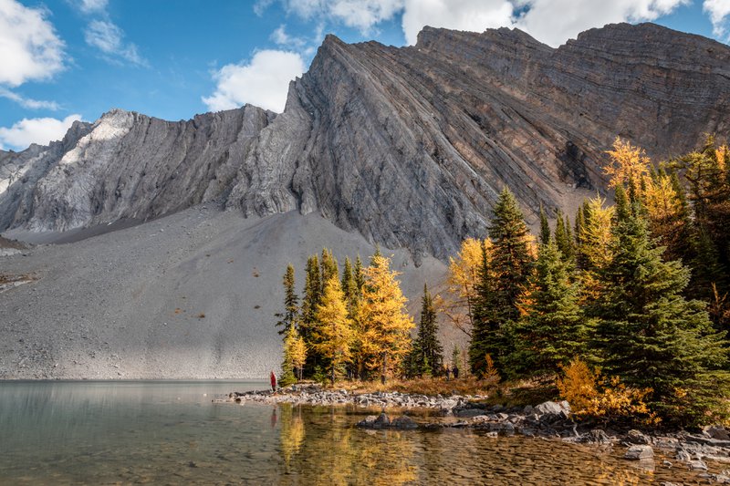 kananaskis fall hiking