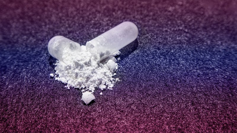 Moisture control in capsule powder packaging.
