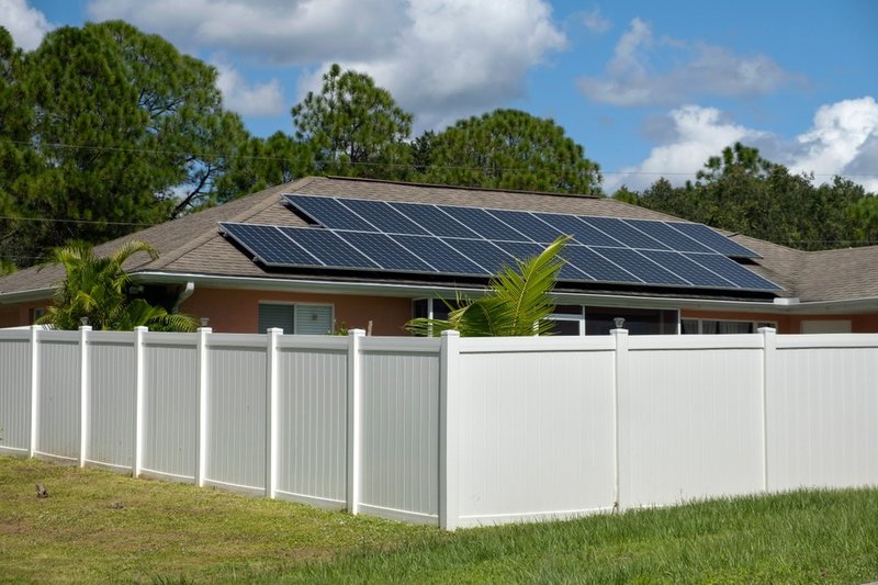 Vinyl vs Wood Fence Comparison