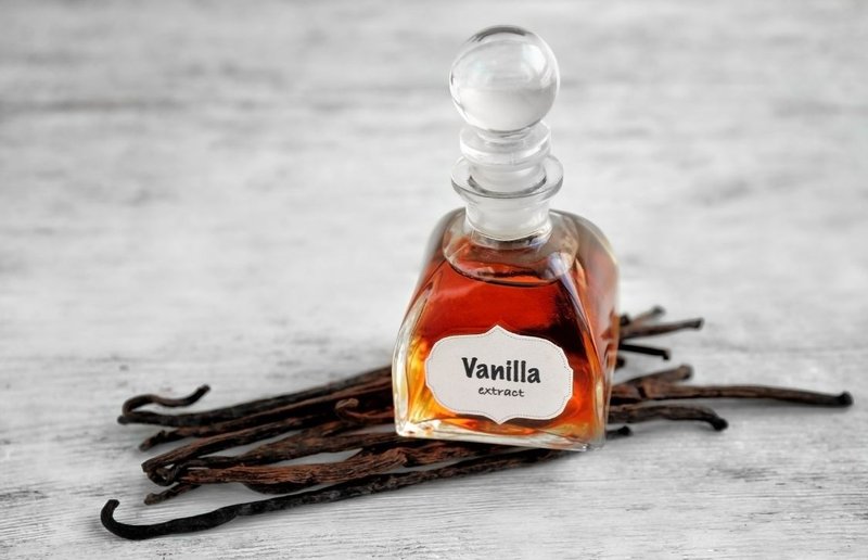 small bottle of vanilla flavoring extract