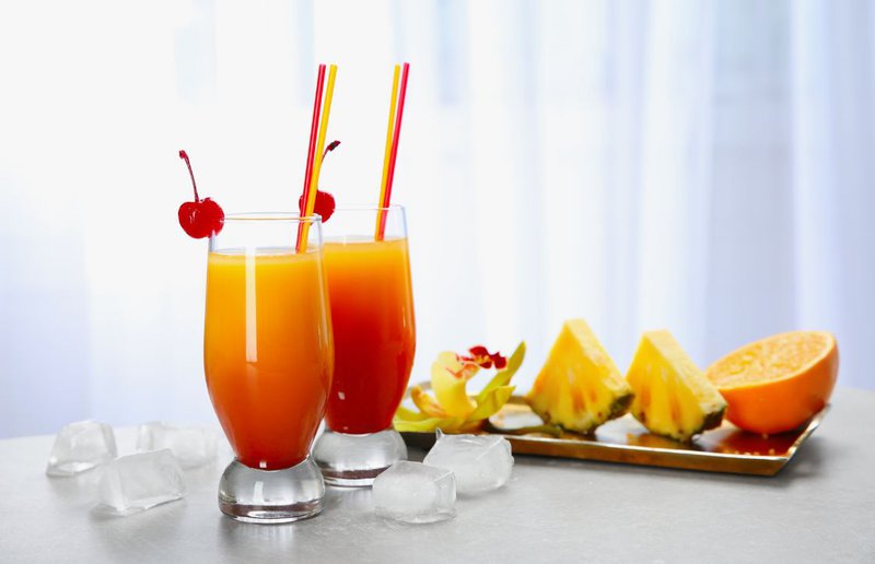 drinks and fruits made with cloud emulsion systems