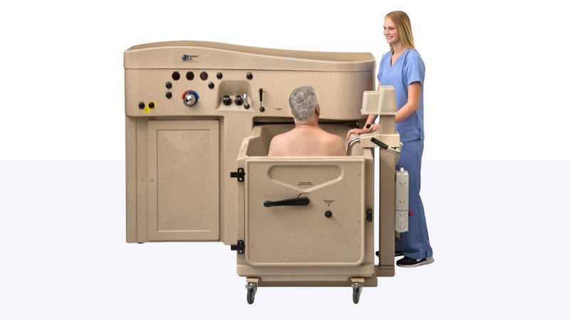Infection control nurse assisting patient with hygienic bathing equipment to reduce cross-contamination