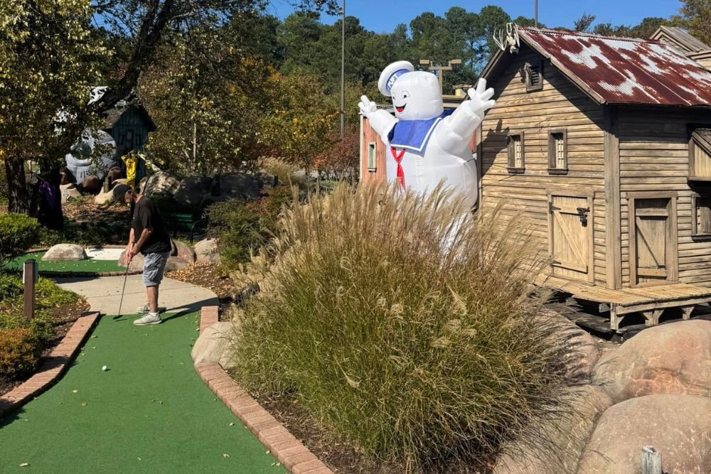 mini golf mini golf