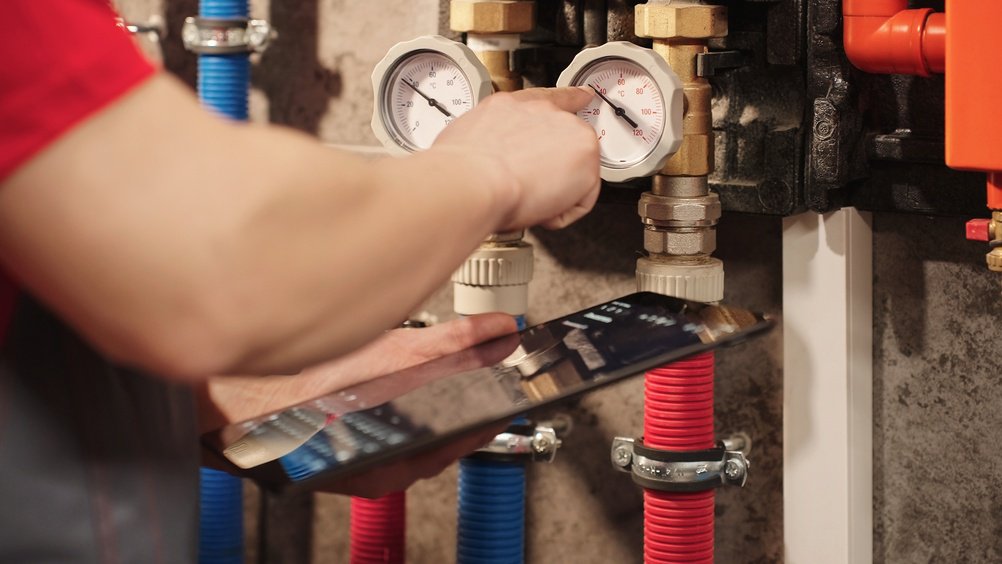 A strong boiler maintenance plan includes both preventive and predictive elements. A strong boiler maintenance plan includes both preventive and predictive elements.