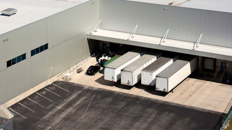 Just-in-time logistics support for industrial supply chains
