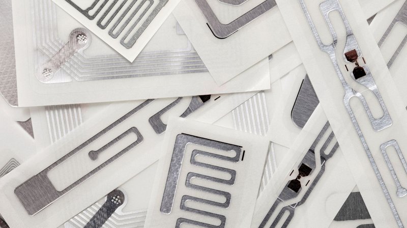 A close-up overhead view of several industrial rfid heat resistant tags.