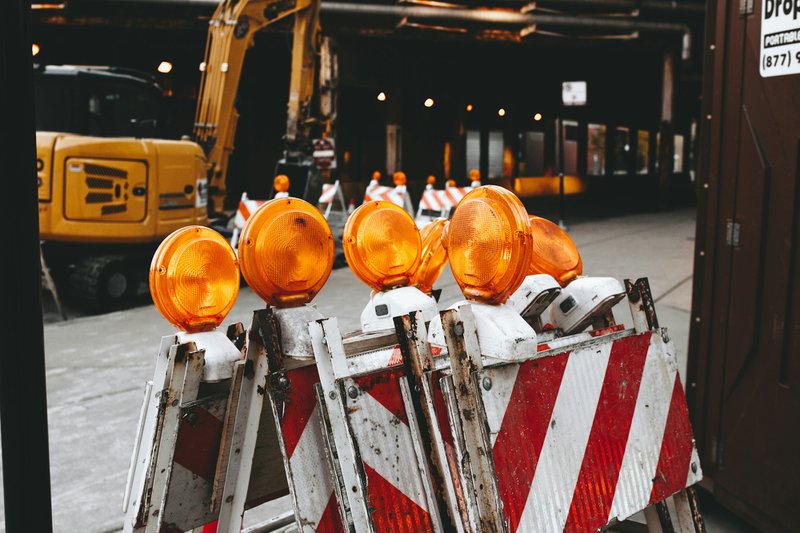 a caution warning light for fall risks