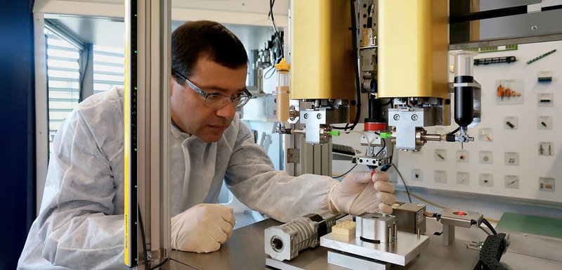 mta technician handling process validation for Micro Dispensing Natural Rubber
