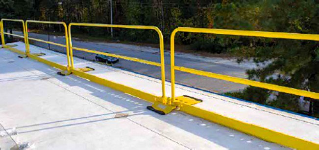 Guardrails along the roof for protection