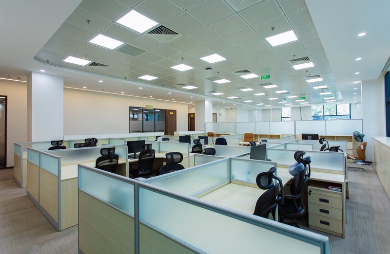 This photo shows an office that uses a uniform lighting across the space