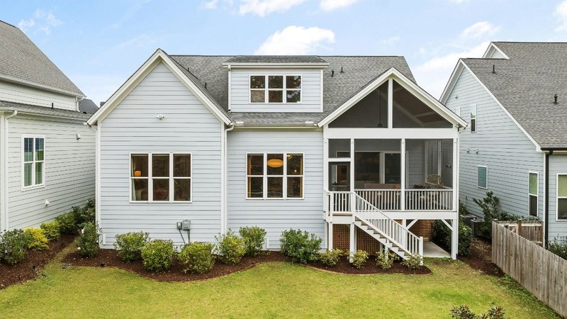 A suburban home showing the durability and design of Fiber Cement Siding.