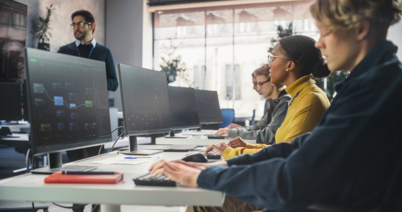 educational leadership through the use of SIS platforms