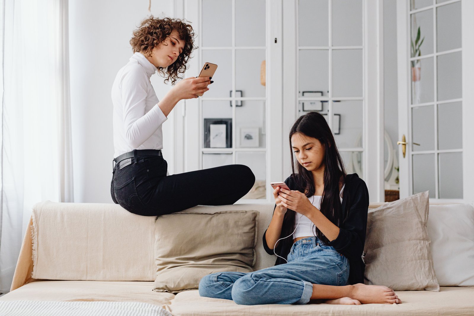 Handling user data is a key consideration in examining GDPR vs US privacy laws.
