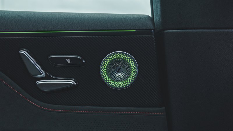 Contrôle des sièges à réglage électrique dans la Smart #5.