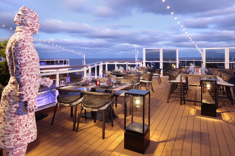 Tamarind Terrace - Deck 10 Aft Portside
Rotterdam - Holland America Line