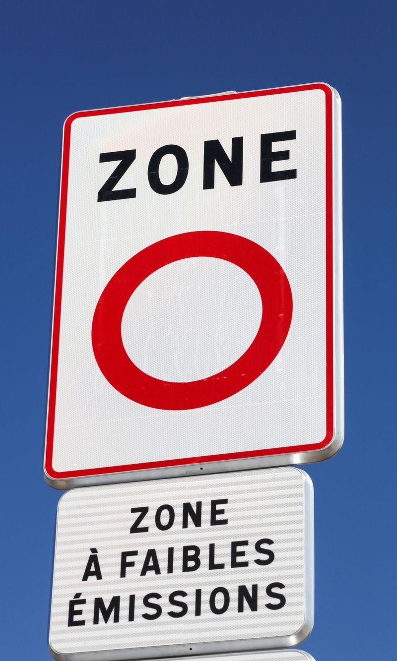 Franstalig verkeersbord lage emissie zone