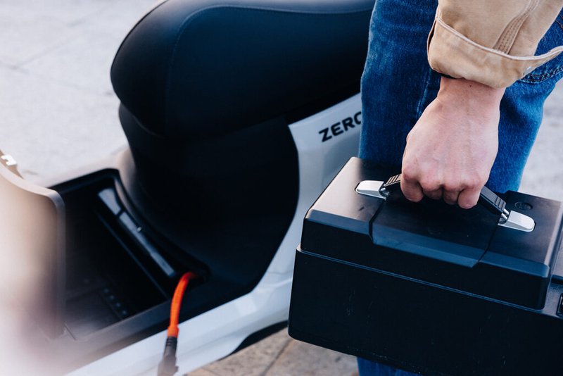De batterij van de Zero LS1